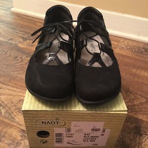 Naot shoes